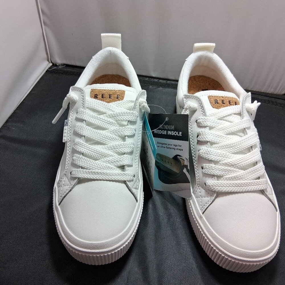 REEF LAY DAY DAWN Women’s White Leather Size 8 CJ5183 New in Box